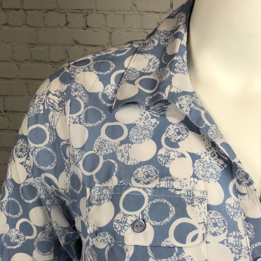 NY Collection Blue & White Button Down Top Plus 1X - Picture 5 of 6